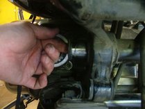 dh_swingarm_bearingspacer10.jpg (67652 bytes)