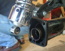 dh_swingarm_gearcaseremoved3.jpg (81332 bytes)