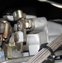 fa_2nylon_engaged.jpg (55174 bytes)