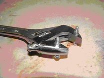 mm_fork_nut_tool.jpg (60474 bytes)